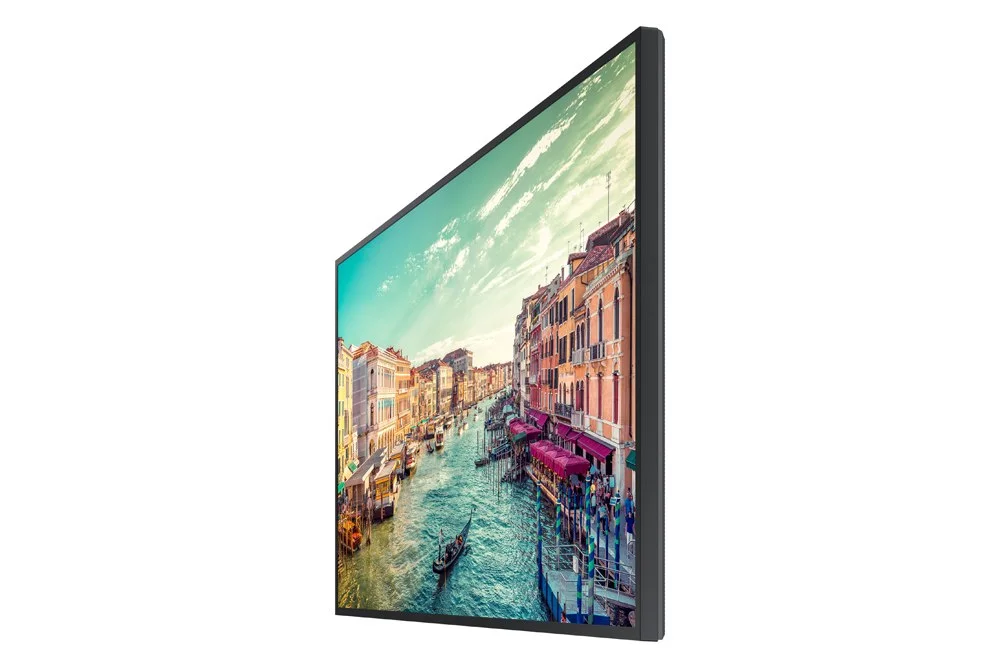 Профессиональная панель Samsung QM85R Профессиональная панель Samsung QM85R