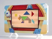 Художественно оформленная конструкция представляет собой панель, считывающую до 10 одновременных касаний