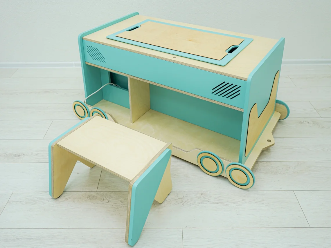 Интерактивный стол АЛМА "Игровоз" 32"