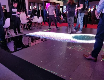 Светодиодный экран PolyLed UW-P8-O.F.SMD.floor