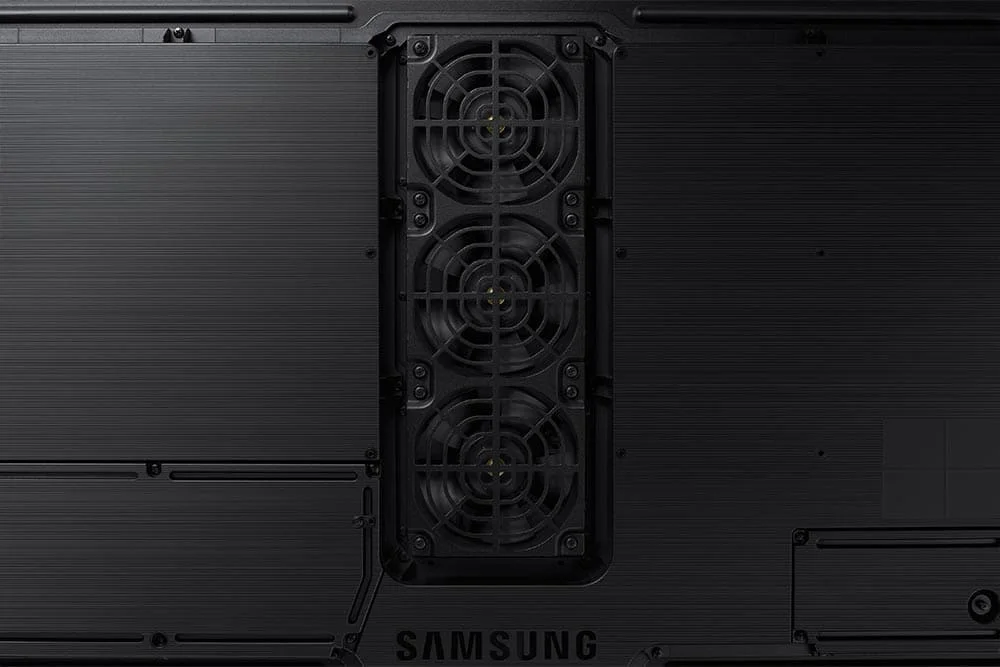 Профессиональная панель Samsung OH55A Профессиональная панель Samsung OH55A